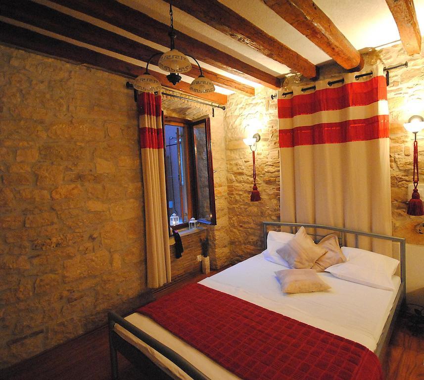 Guesthouse Ancient Stone Rovinj Buitenkant foto