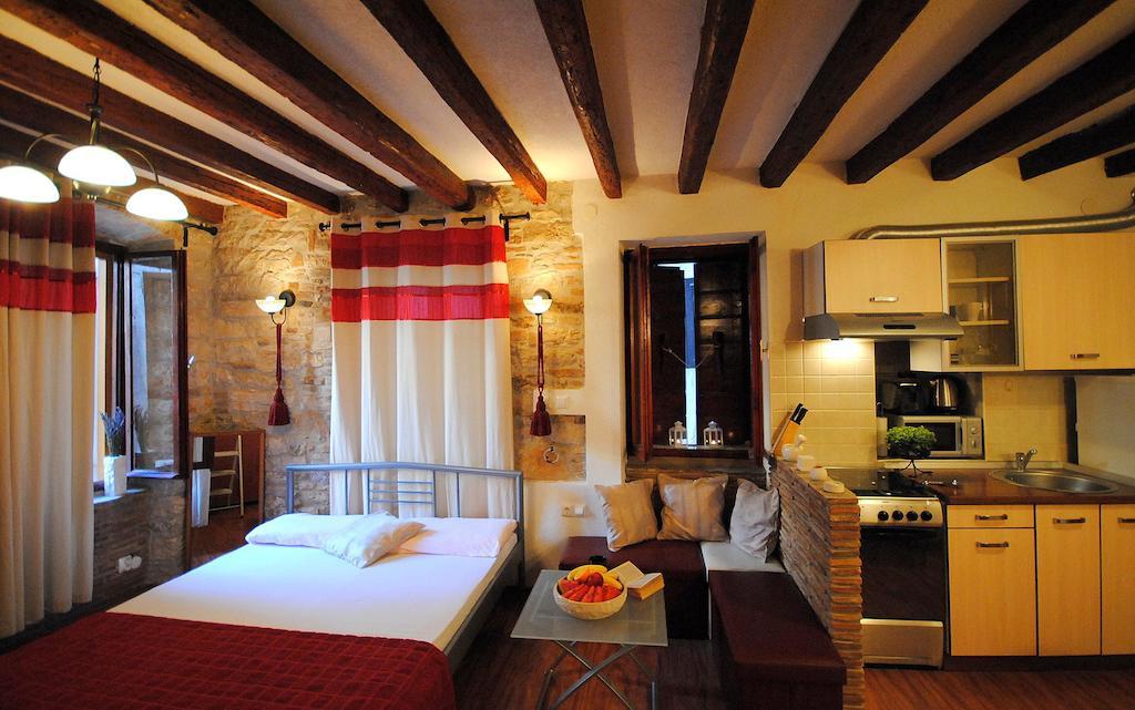 Guesthouse Ancient Stone Rovinj Buitenkant foto