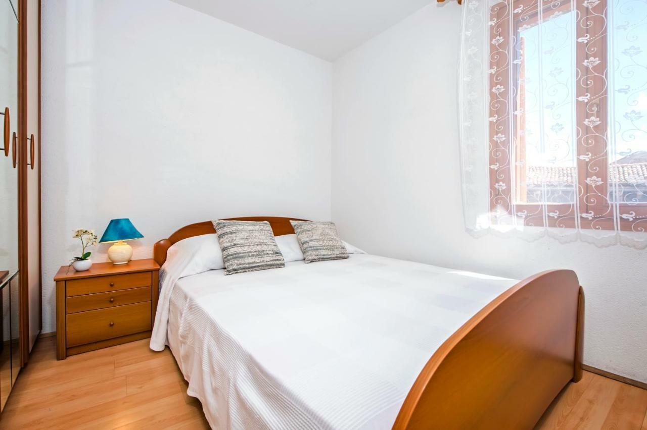 Guesthouse Ancient Stone Rovinj Buitenkant foto